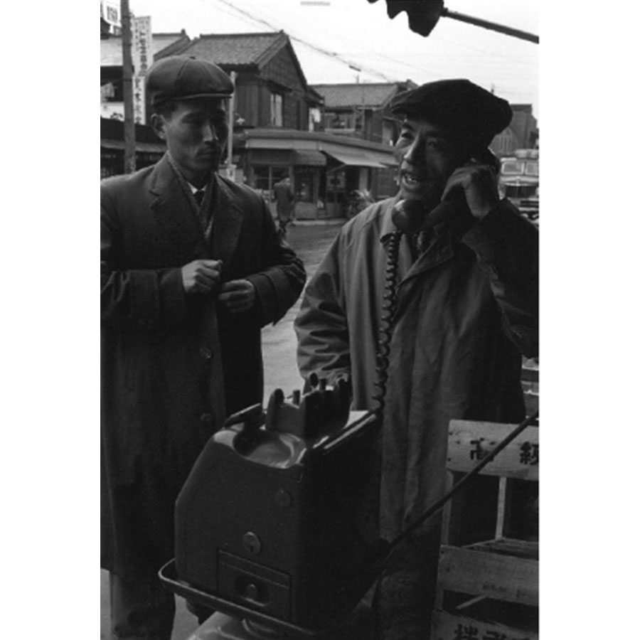 VOL-18 YW-Stakeout-019