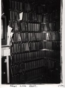 C SHAW NIGHT P VOL-33 14 2of15 keys like bats