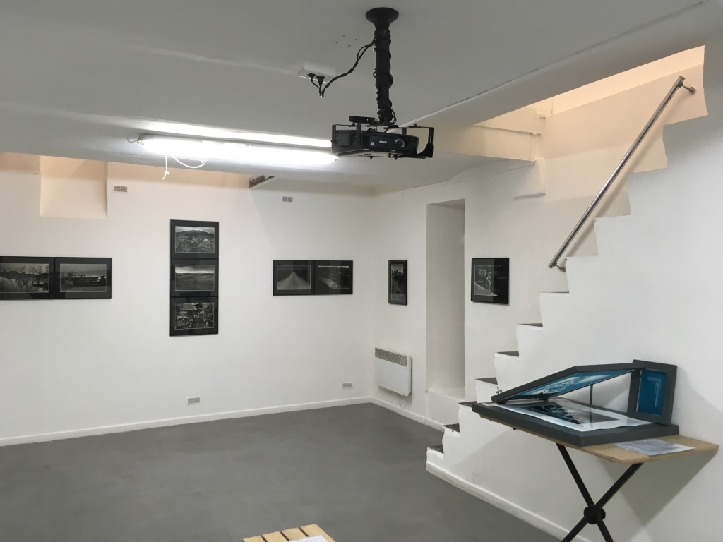 VOL-27-GALLRY WALLS-017