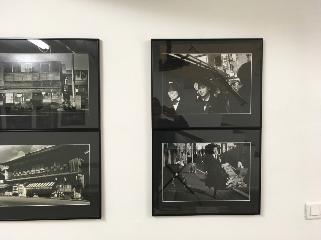 VOL-27-GALLRY WALLS-030