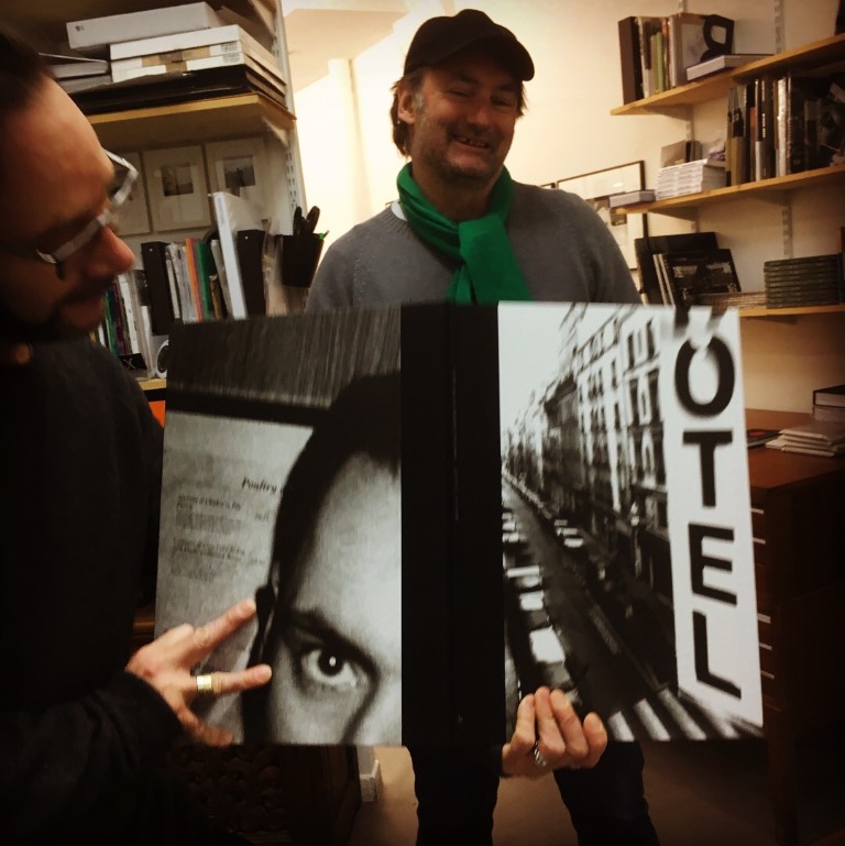 VOL-33 CHRIS SHAW EXHIBITION-020