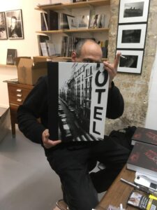 VOL-33 CHRIS SHAW EXHIBITION-061